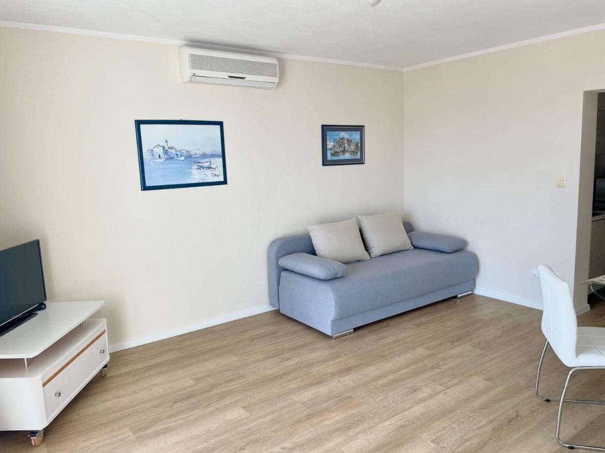 Apartment Araucaria Crikvenica Exterior photo